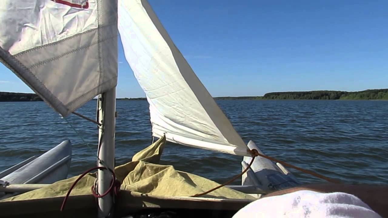 сборка и спуск катамарана 