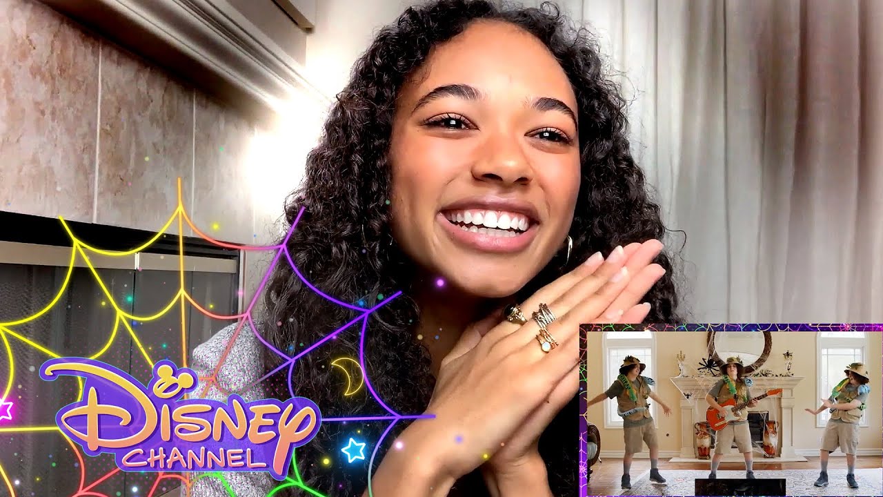 Chandler Kinney Reacts to 