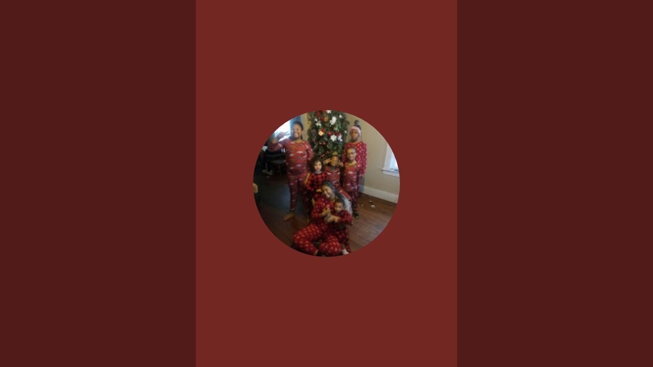 bella's family tyler is live!