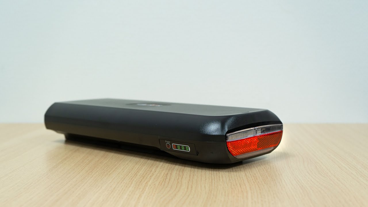 #10 Achterlicht batterij vervangen 2022 | Lacros
