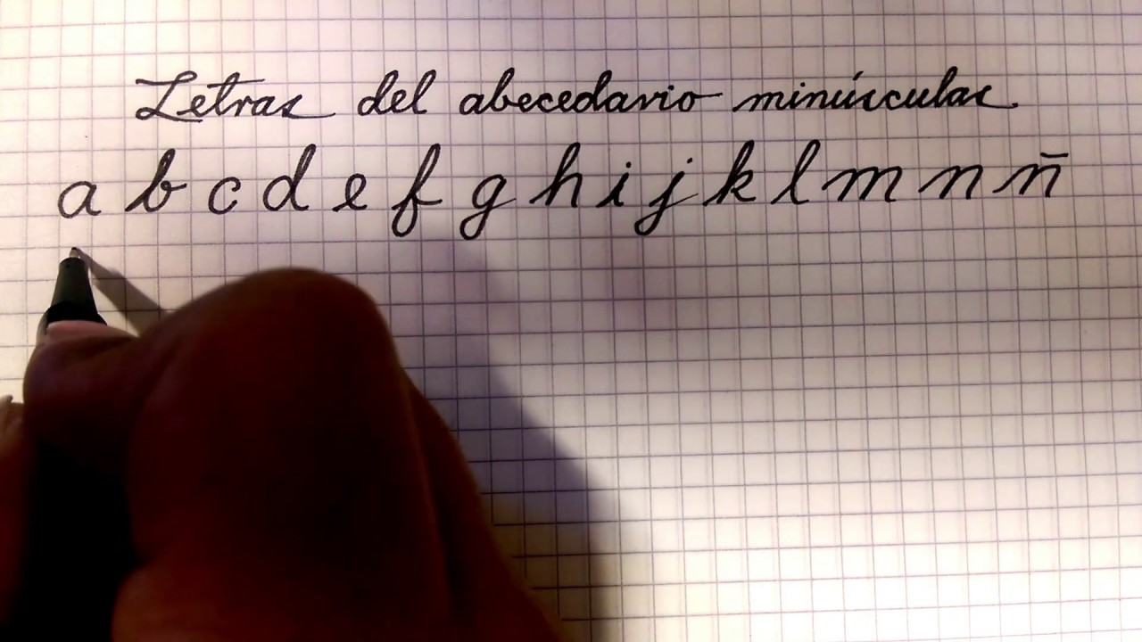 Cómo hacer las letras del abecedario minúsculas. Práctica de caligrafía 005