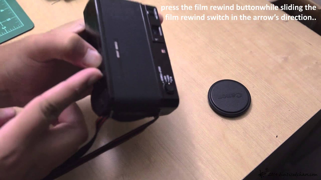 Canon AF35ML (Unloading Film)