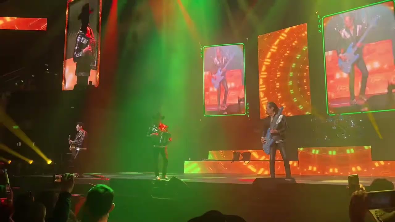 Contrabando y traición  (Bogotá 21 septiembre 2023) Los Tigres del Norte en Vivo