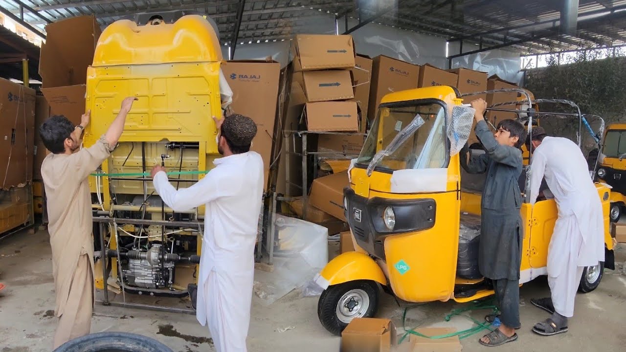 Mass Production and Assembling Process of Bajaj Re Three Wheel Rickshaw in Factory