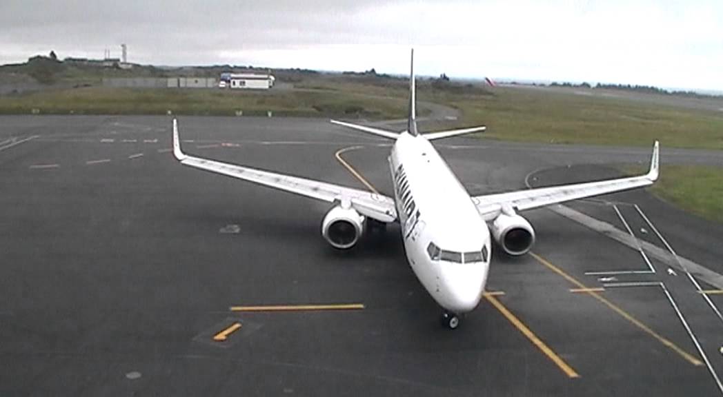 Ryanair 737-8AS Takeoff Knock Airport - 08/07/12