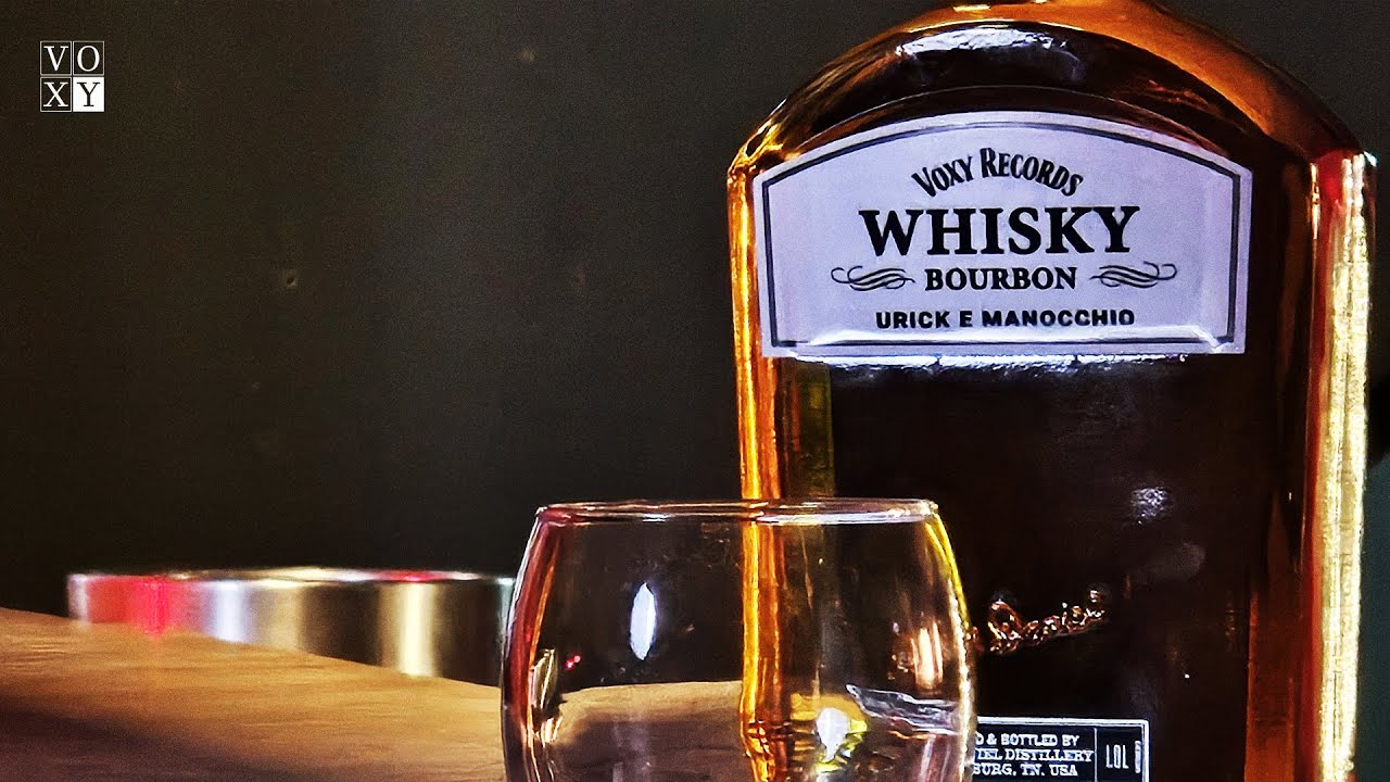 Urick - Whisky Bourbon feat. Manocchio (V&iacute;deo Clipe Oficial)