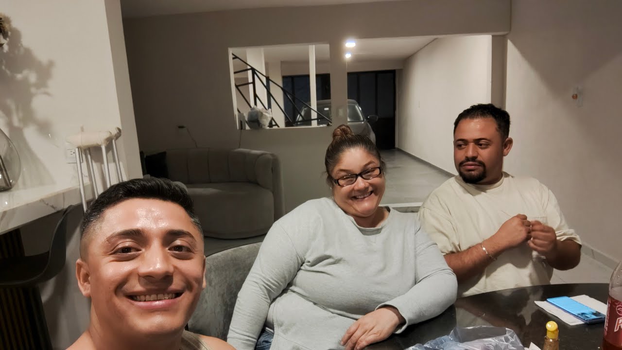 chino nos invitó la cena 🤣🤣