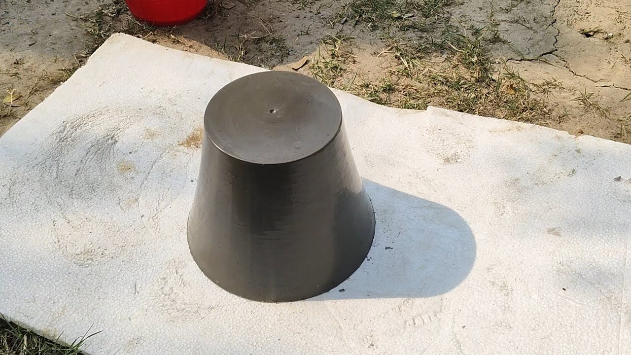 Creative And Outstanding - Easy Way To Make A Plant Pot With A Plastic Tray At Home