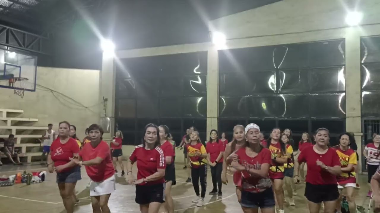 @knlphysicalfitness1425 Monday zumba with ZIN Romer. Music belongs to the rightful owner 