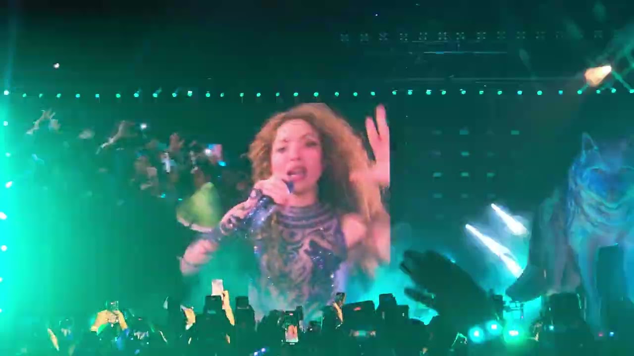 Shakira - BZRP Music Sessions #53 | Las Mujeres Ya No Lloran World Tour (SÃO PAULO, Brasil) #Shakira