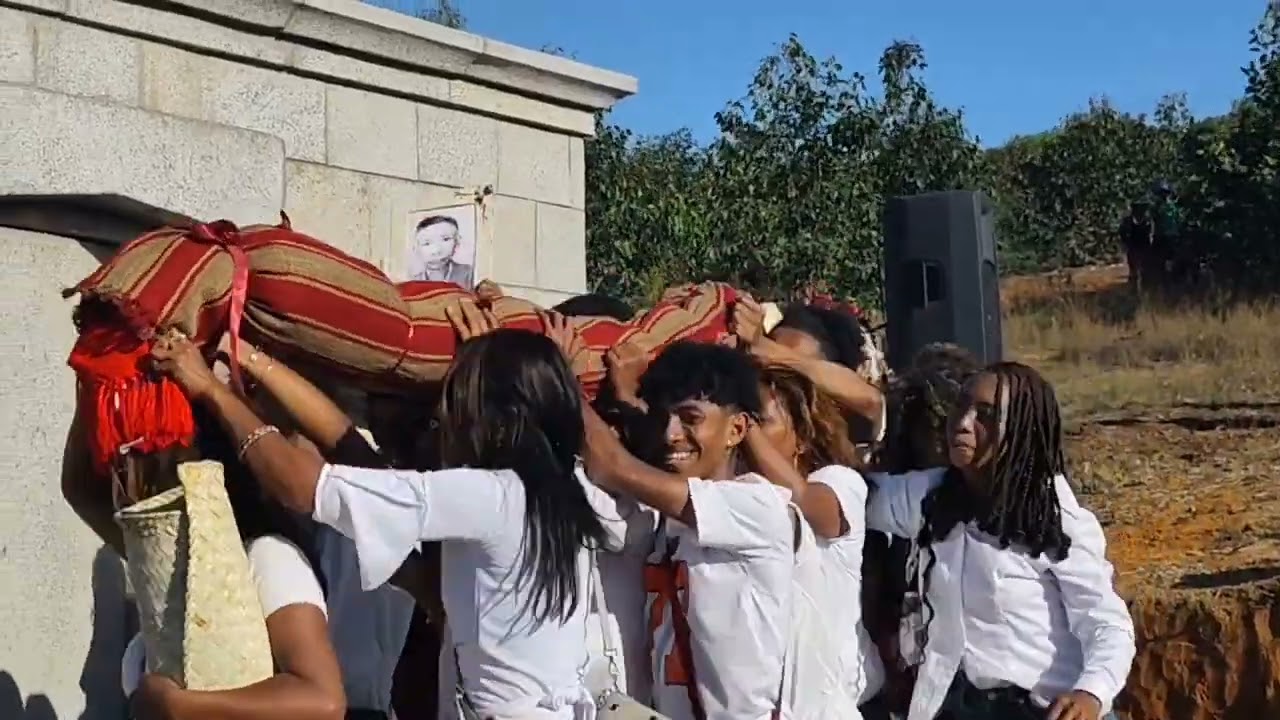 Famadihana 2025 , MC Lafatra 