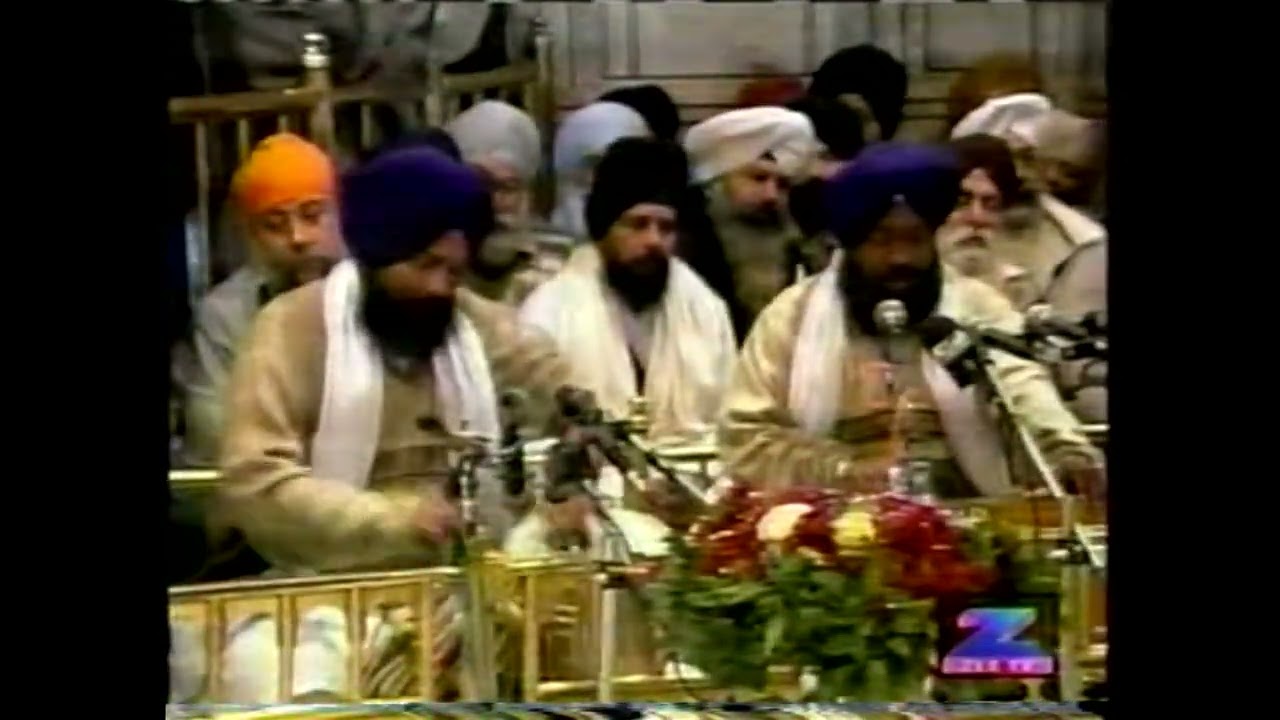 Gursikh Har Bolho Mere Bhai - Bhai Gurcharan Singh - 12/13/04 - Live Sri Harmandir Sahib
