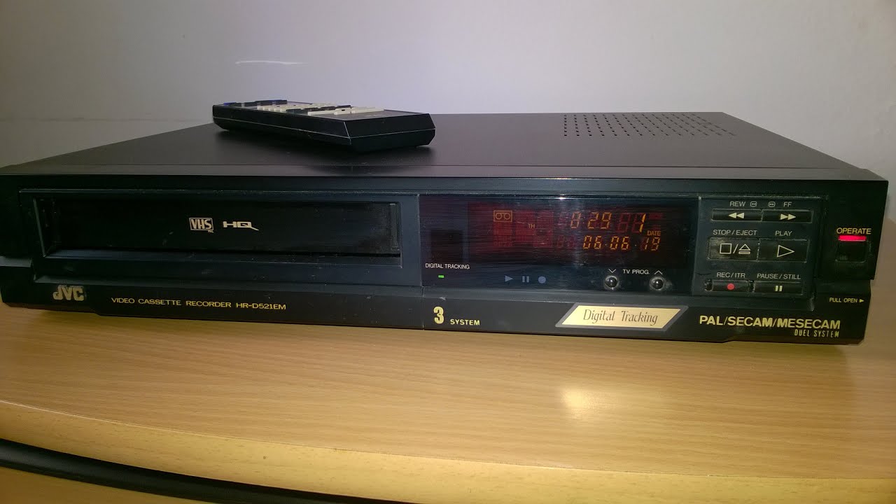 Magn&eacute;toscope JVC | Mod&egrave;le HR-D521EM: Pr&eacute;sentation  #jvc #vcr #vhs #hrd521em