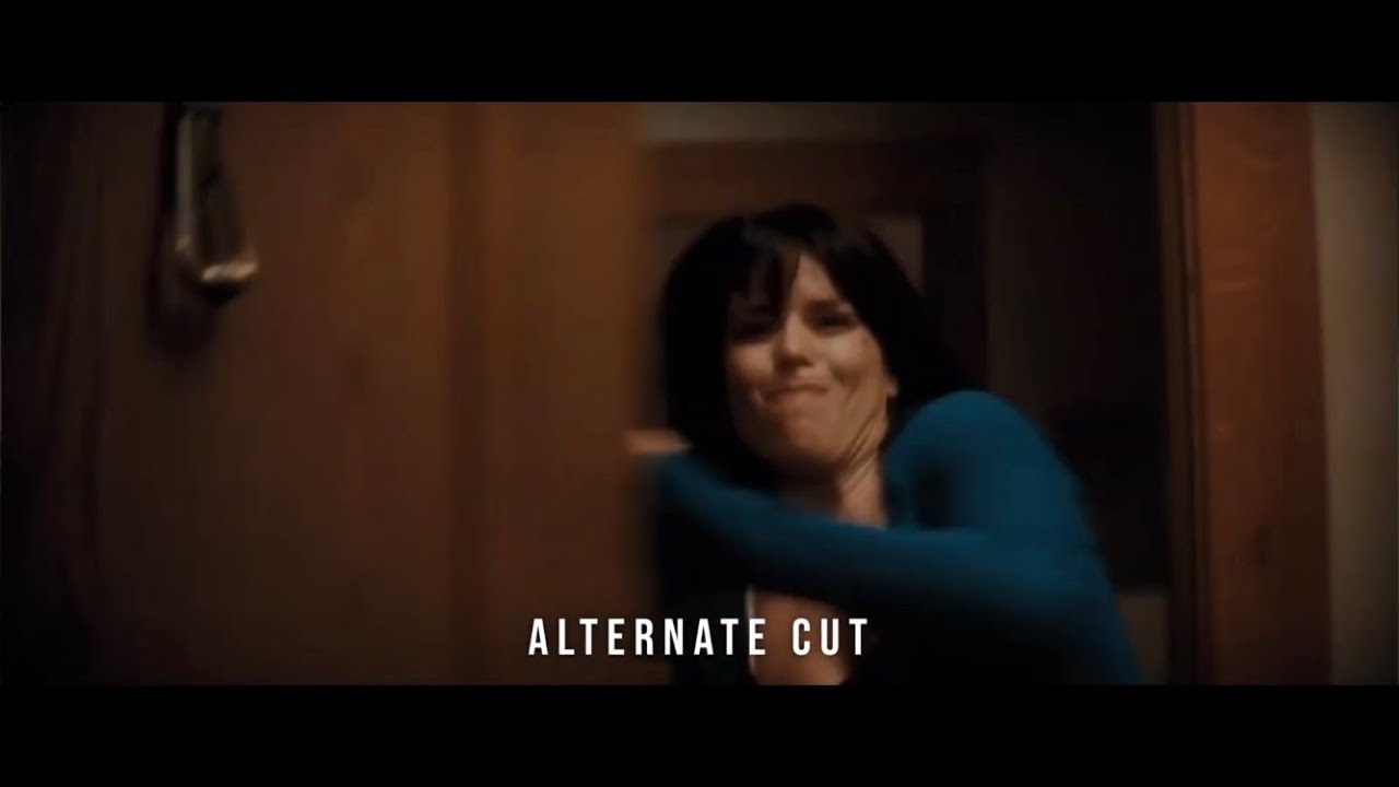 SCREAM 4 &ldquo;Killer At The Door&rdquo; (alternate scene edit)