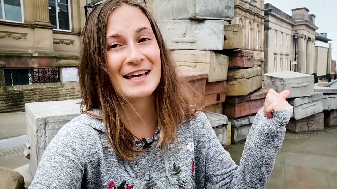 University of Liverpool | City Tour with student Zuzanna