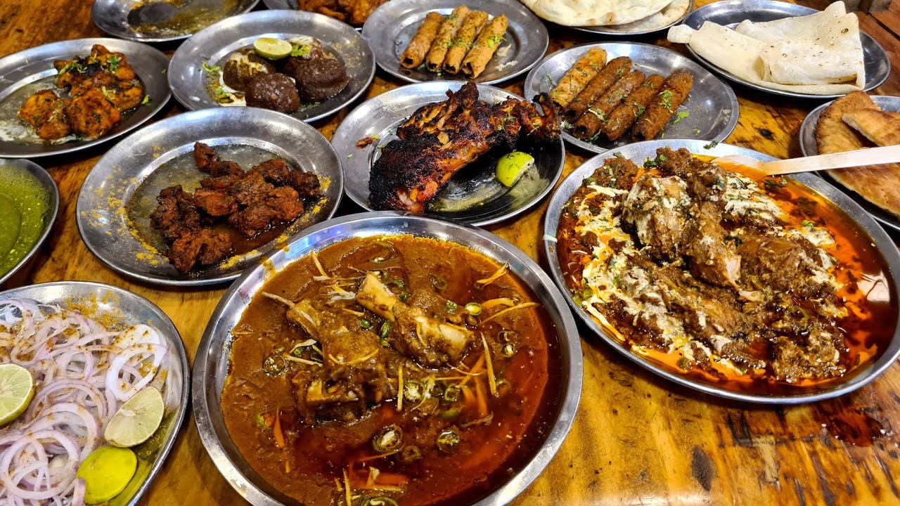 Ghalib Ki Special Mutton Nihari, Mutton Tikka, Angeethi Mutton Kabab, Changezi Chicken, Shammi Kebab