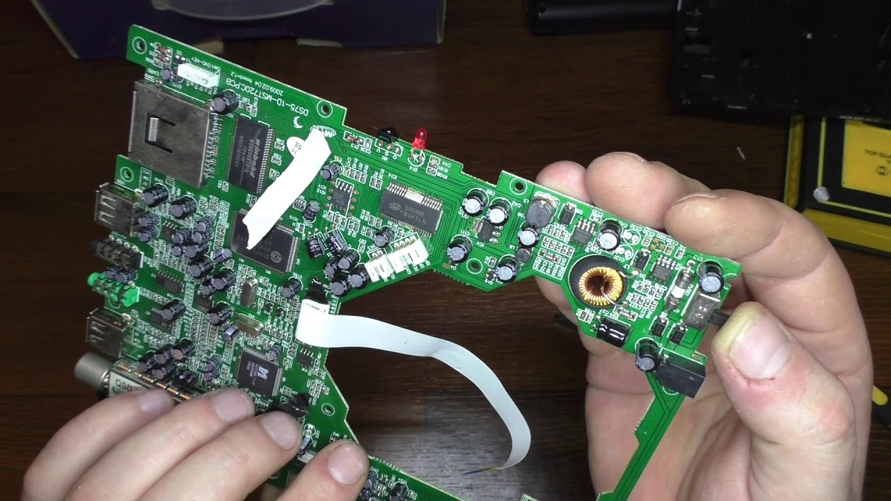 Ремонт портативного DVD-LX24