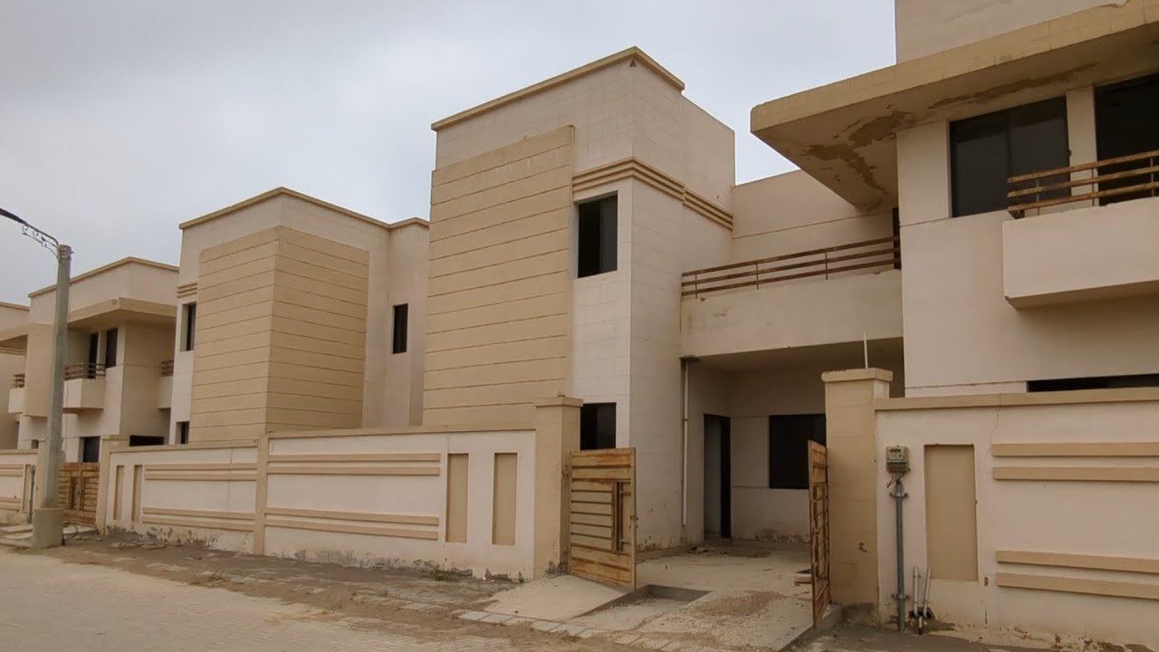 240 sqyrd saima villas main super highway M9  scheem 33 karachi