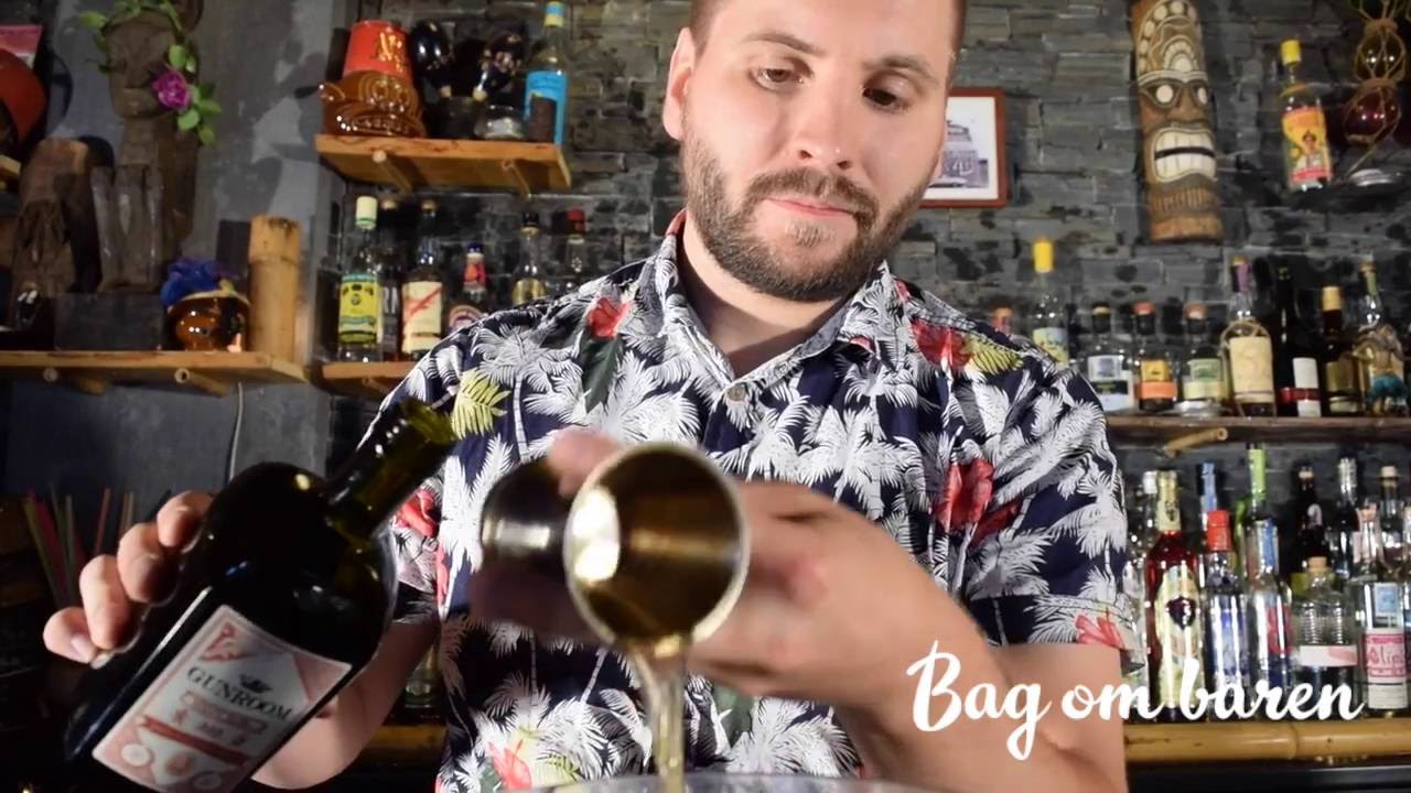Tiki cocktail - Pearl Divers Punch