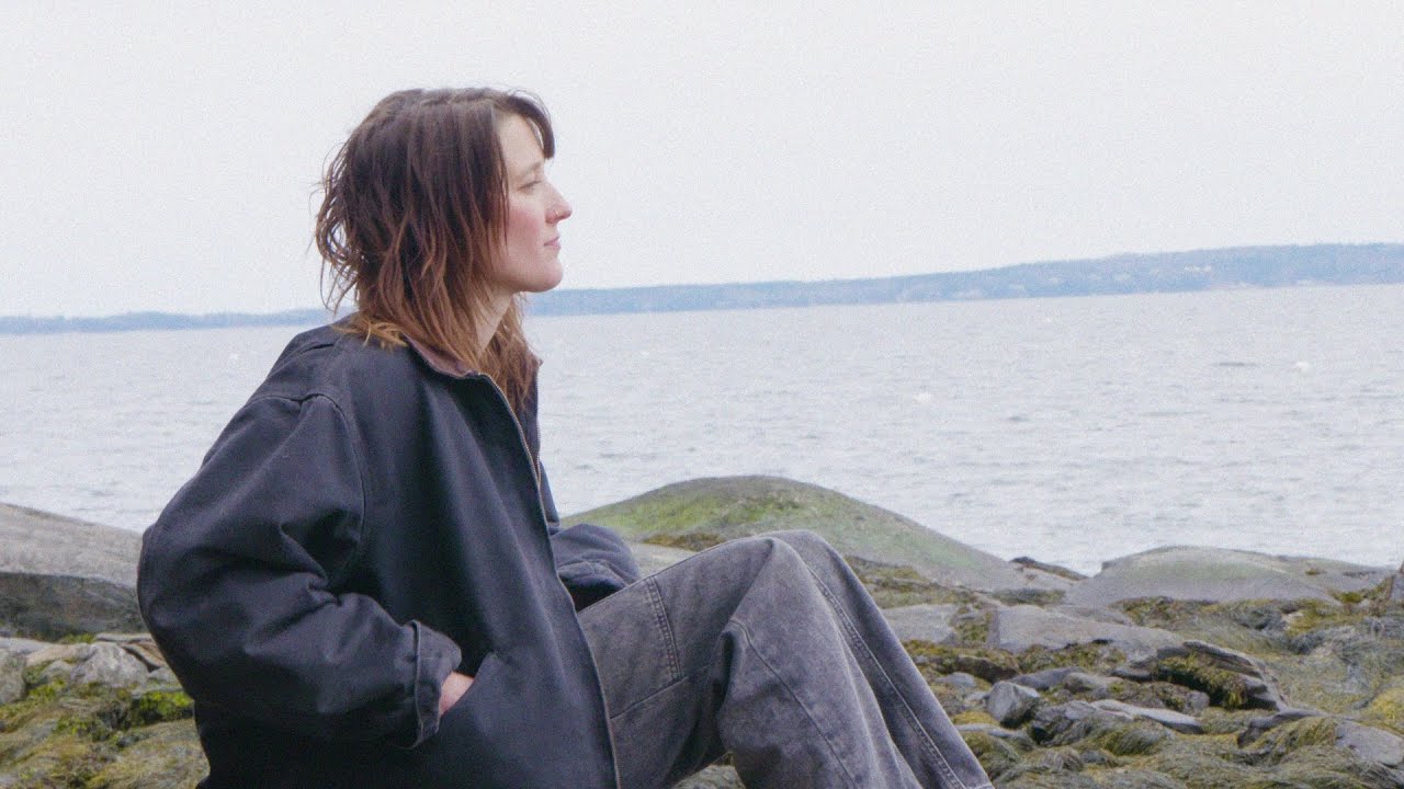 Louisa Stancioff - Strange Currencies (Official Music Video)