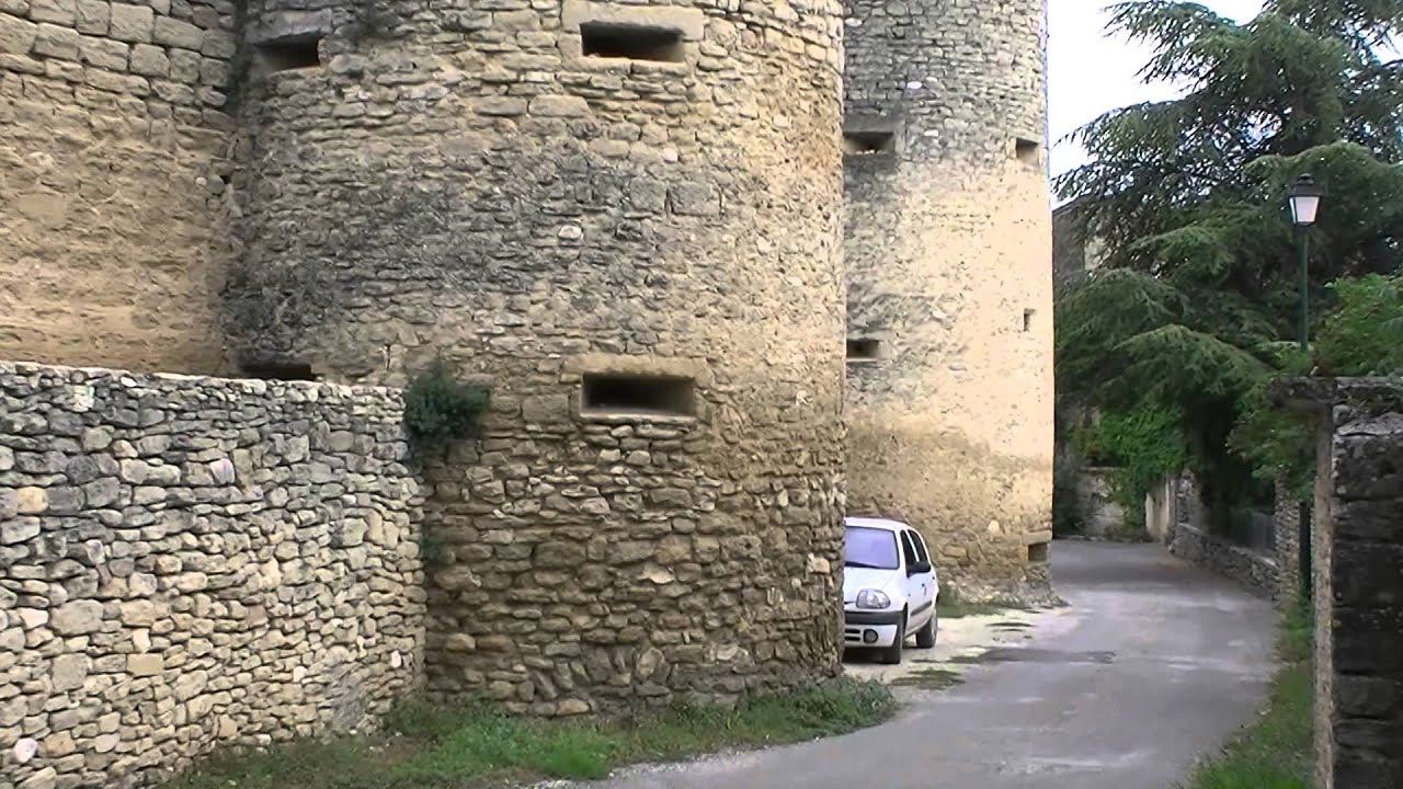 Luberon:Cabrieres D'Avignon (Vaucluse-France)