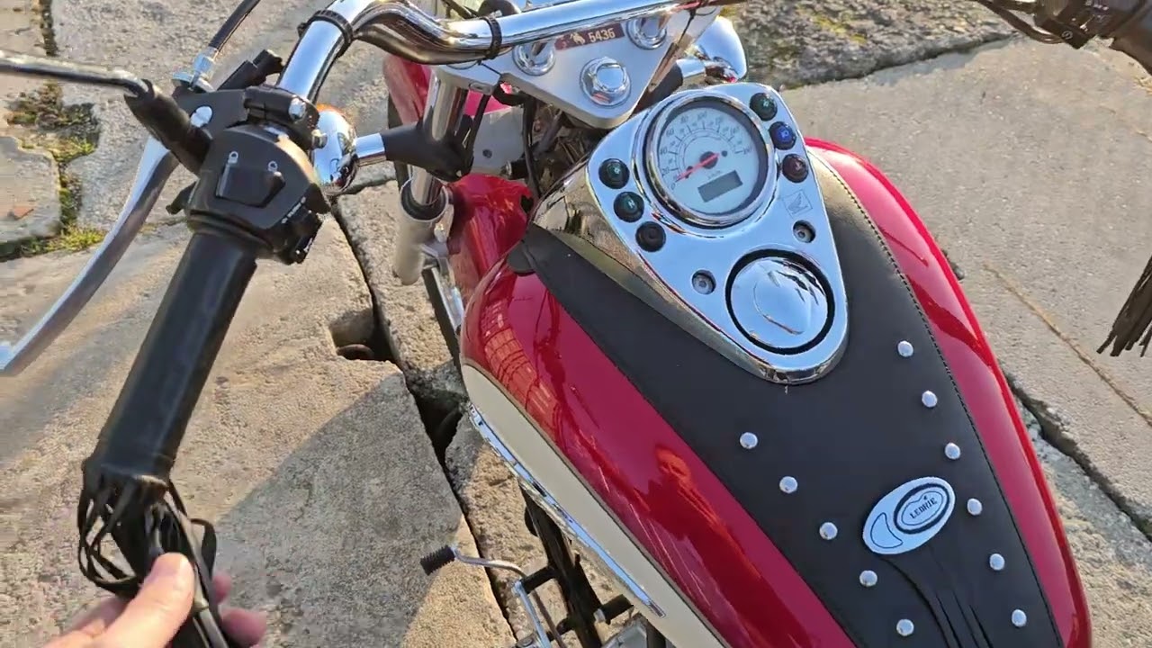 Honda Shadow 125 VT125 2000, 18600km