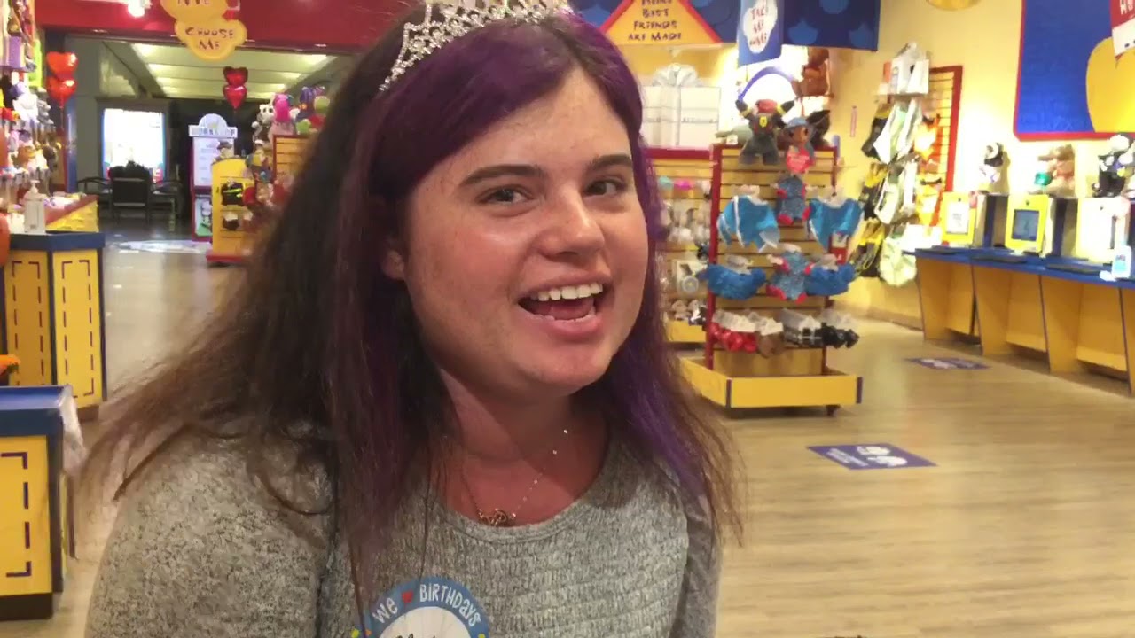 My 25th Birthday Build A Bear Vlog!!!