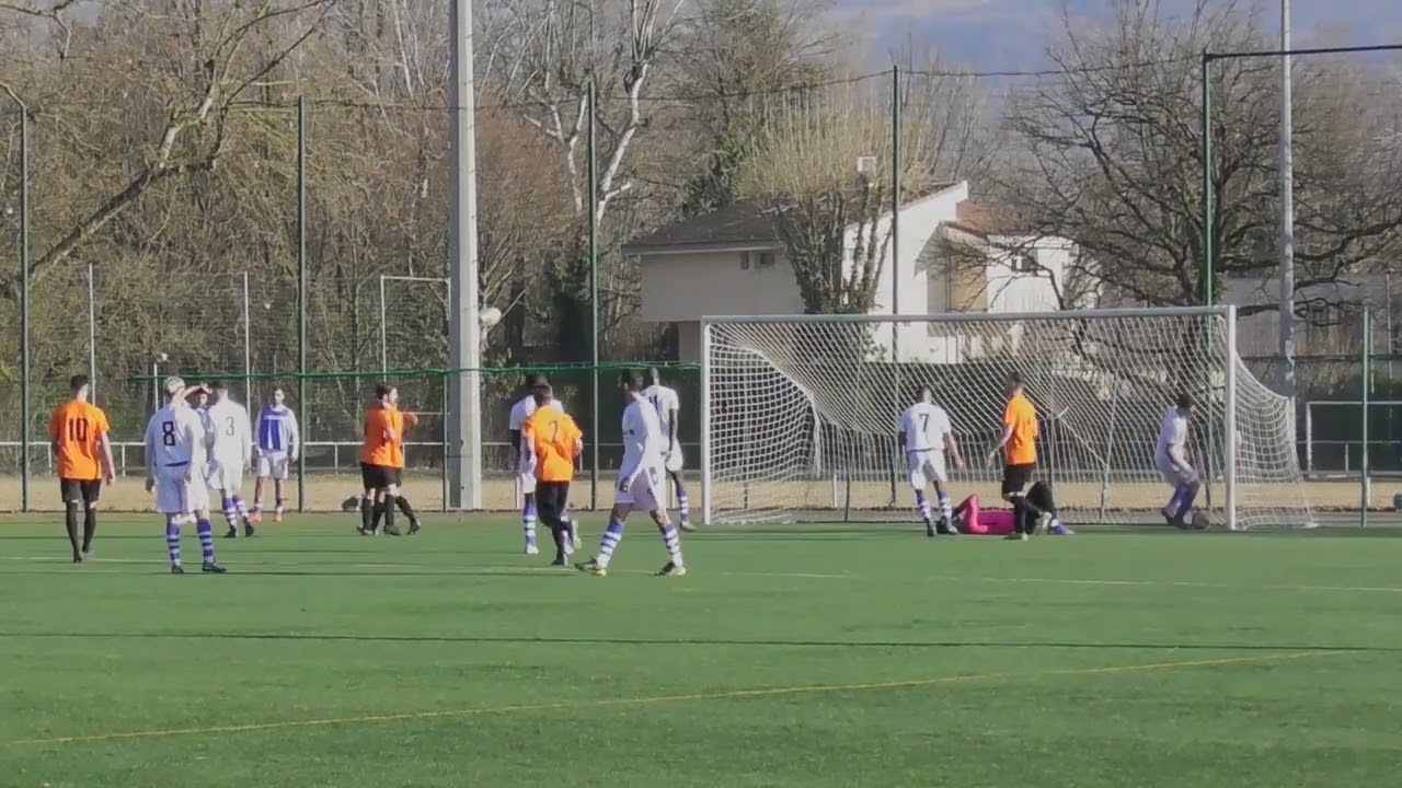 Coupe LAuRA. Les temps forts de ES Rachais - Chassieu D&eacute;cines FC