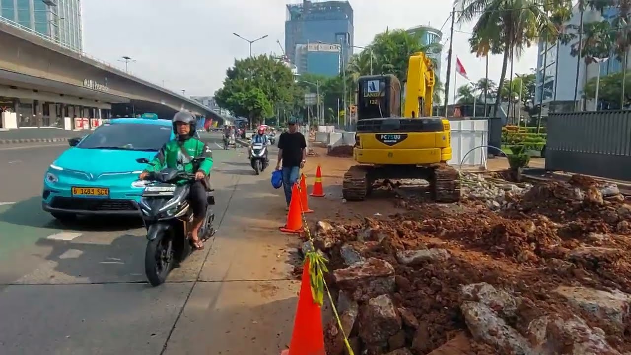 Jalan Jalan Daerah Pejompongan