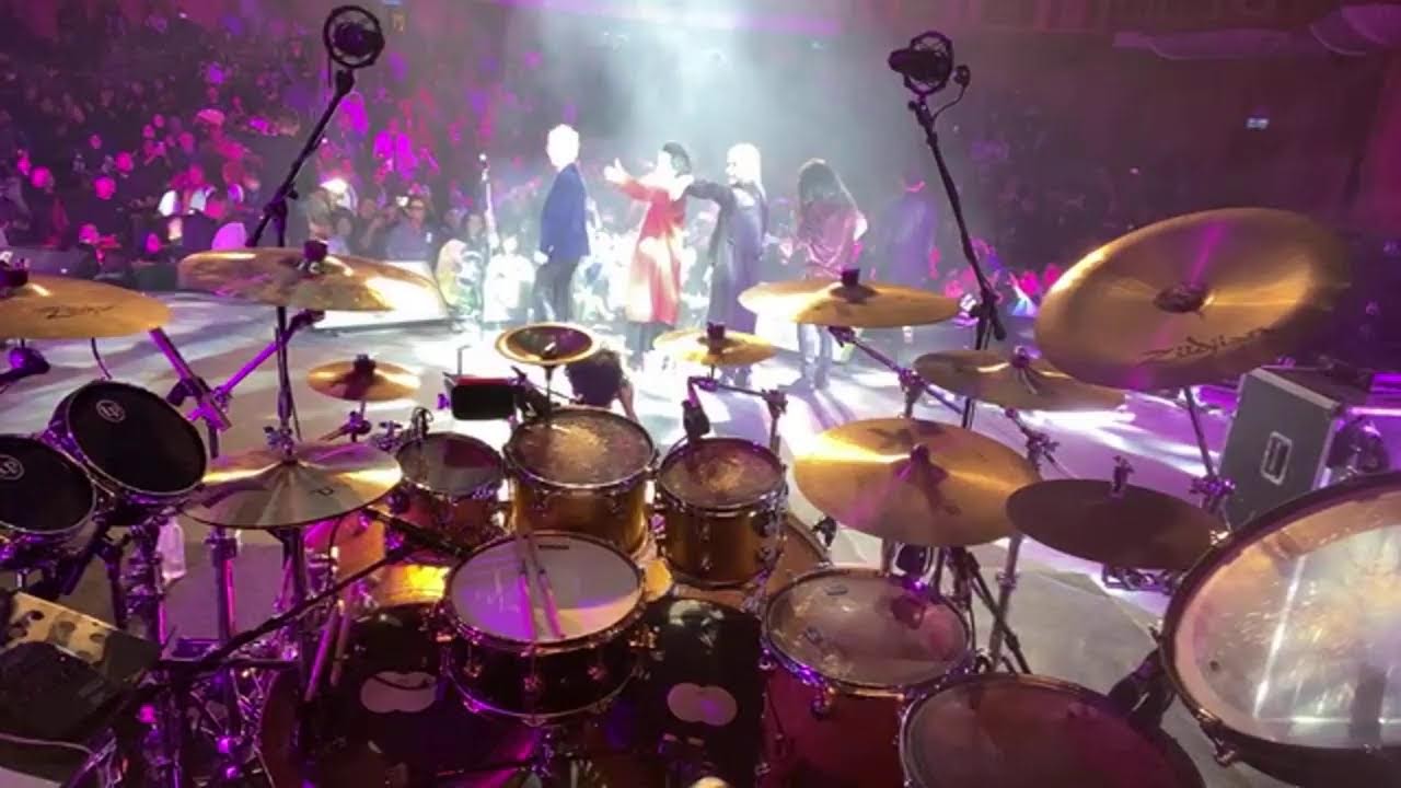 layan konsert search UJANG EXIST DRUM PART dec 4rd 2022