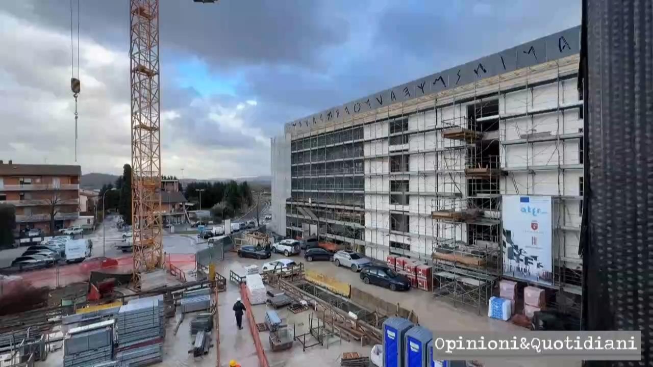 Sopralluogo Giunta Comunale Perugia al cantiere Pinqua ex Palazzetti