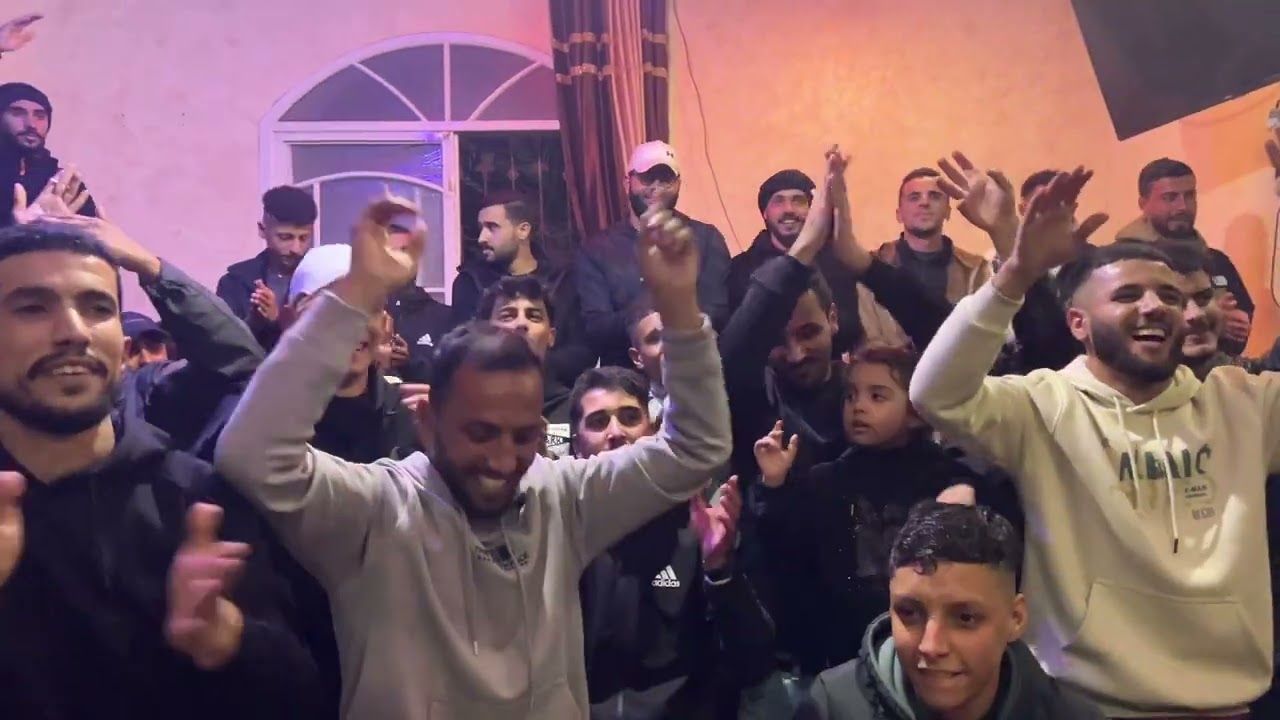 تلعب بقلبي وانا اطيعك || هجيني لهجة جديدة 2026|| مع البديع فضل ابو زكري 