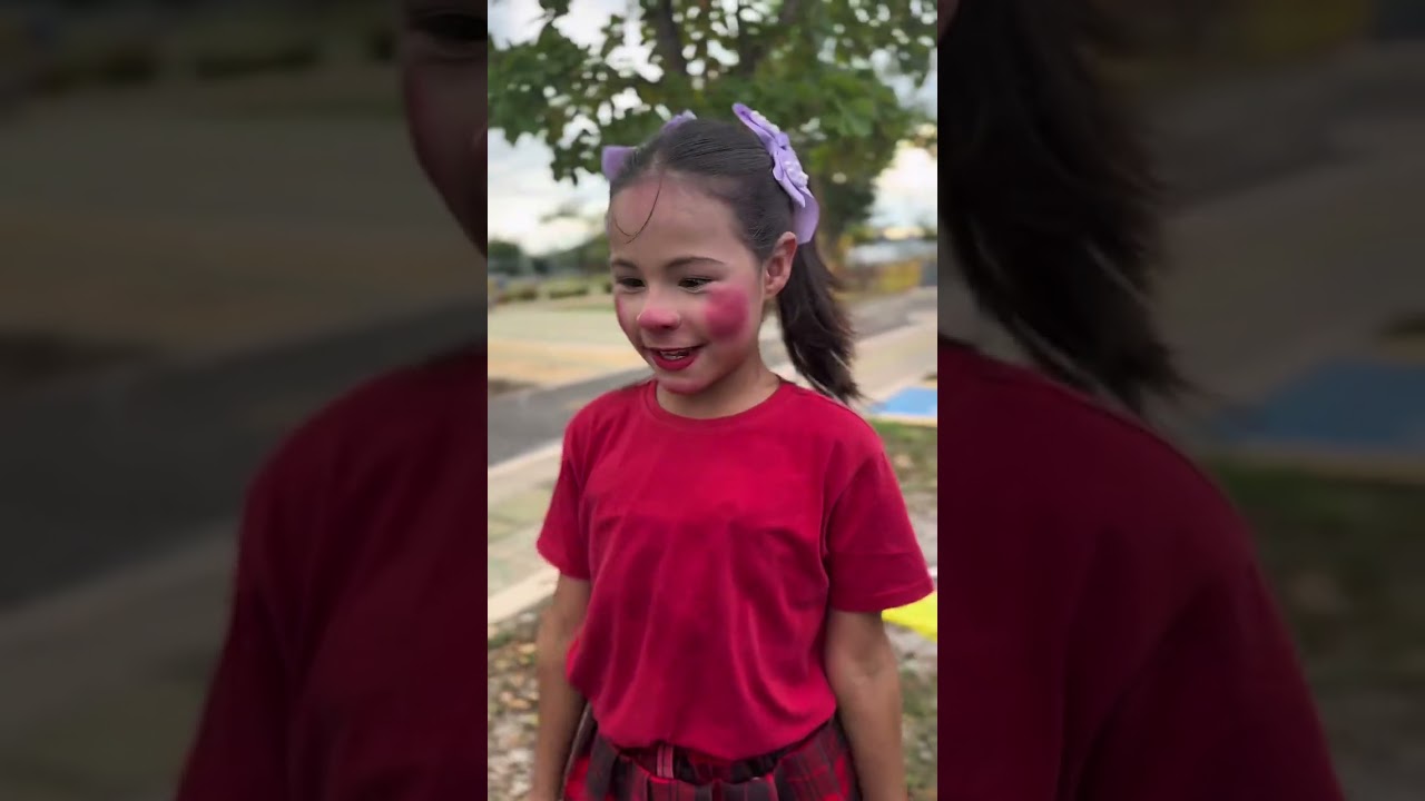 Niña de la calle llama papá a un hombre delante su verdadera familia😱