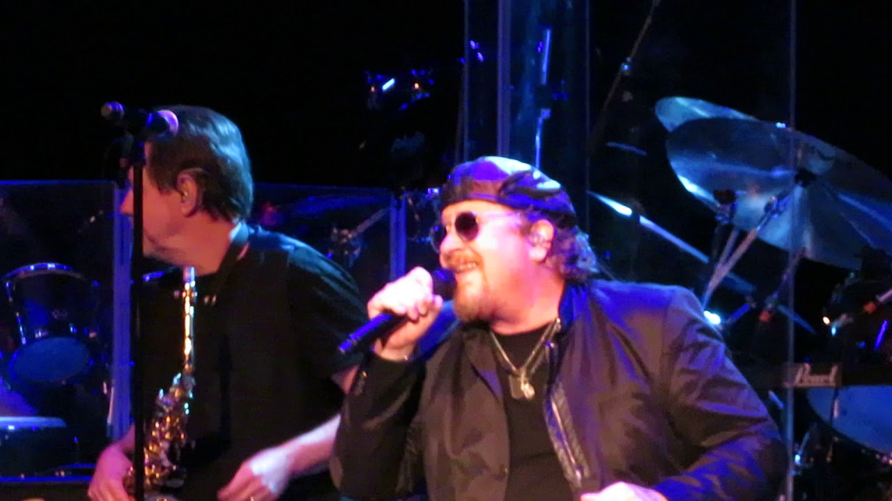 Toto - Acoustic Set/Girl Goodbye - Ridgefield, CT Nov. 12, 2018