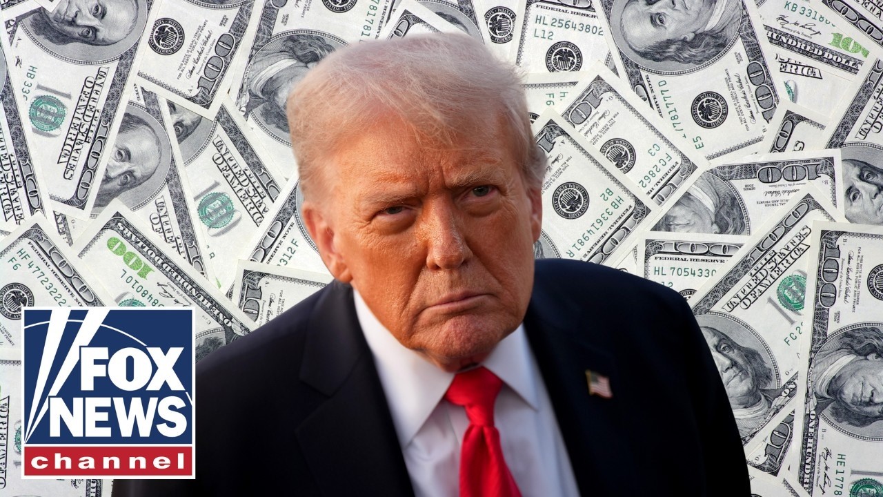 Выплата Трампу в размере 2 МИЛЛИАРДОВ долларов разжигает споры о коррупции в преддверии промежуто...