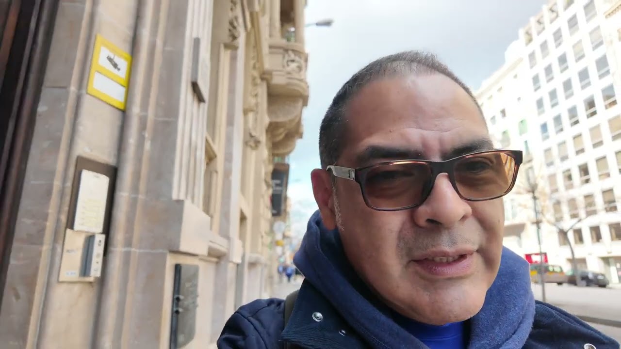 Barcelona 4K ,Tapas & Healthy Food Options - Honest Greens Review #barcelona #vegan #food