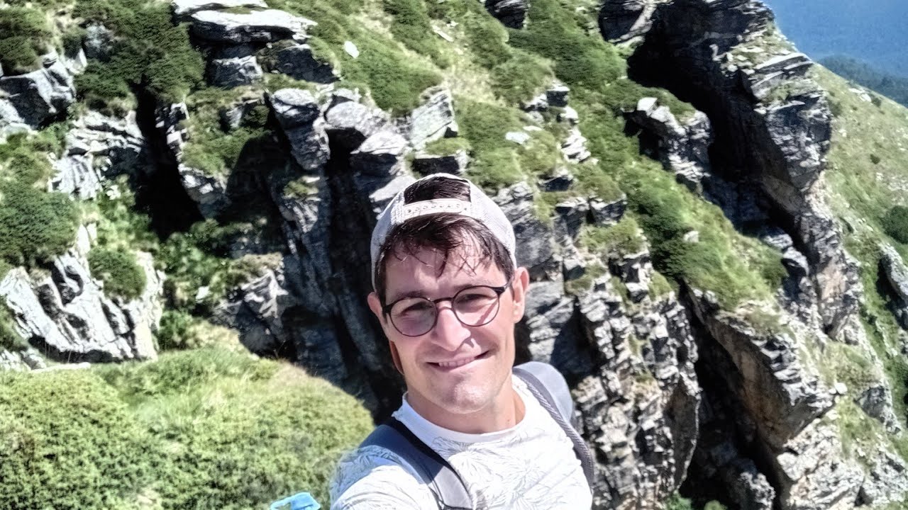 Любимите всички ние те зовем в нашите сърца О Исусе Исусе ти си нашата надежда ❤