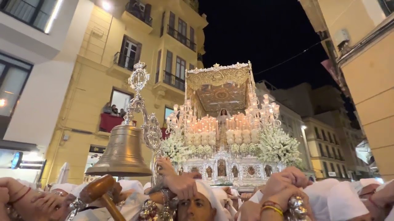 Rocío a su entrada en Méndez Núñez | 2023 | Málaga