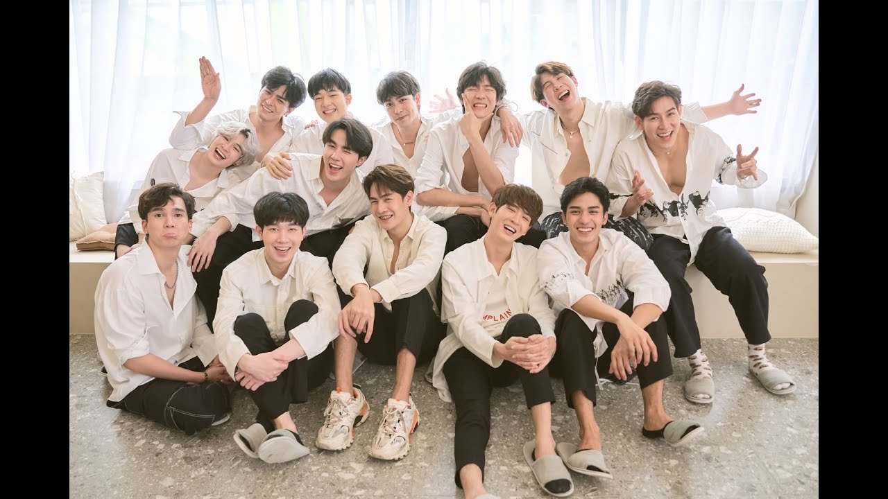 Представляем нашего нового участника, Думунди! Теперь мы можем сформировать футбольную команду!