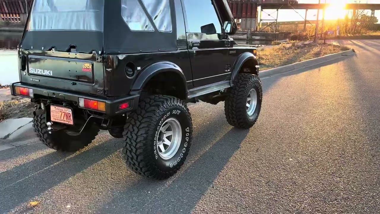 1988 Suzuki Samurai lifted 