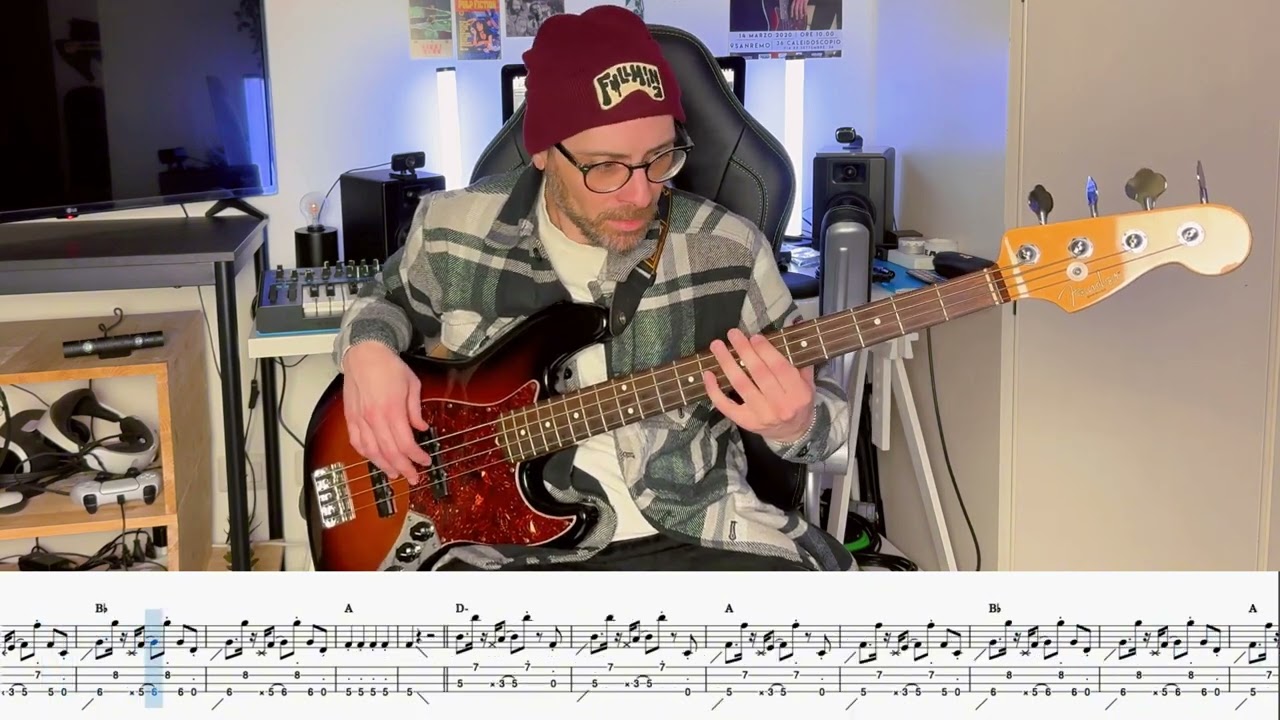 The Kolors - Tu con chi fai l'amore - (Bass cover - play along with score and tab in video)