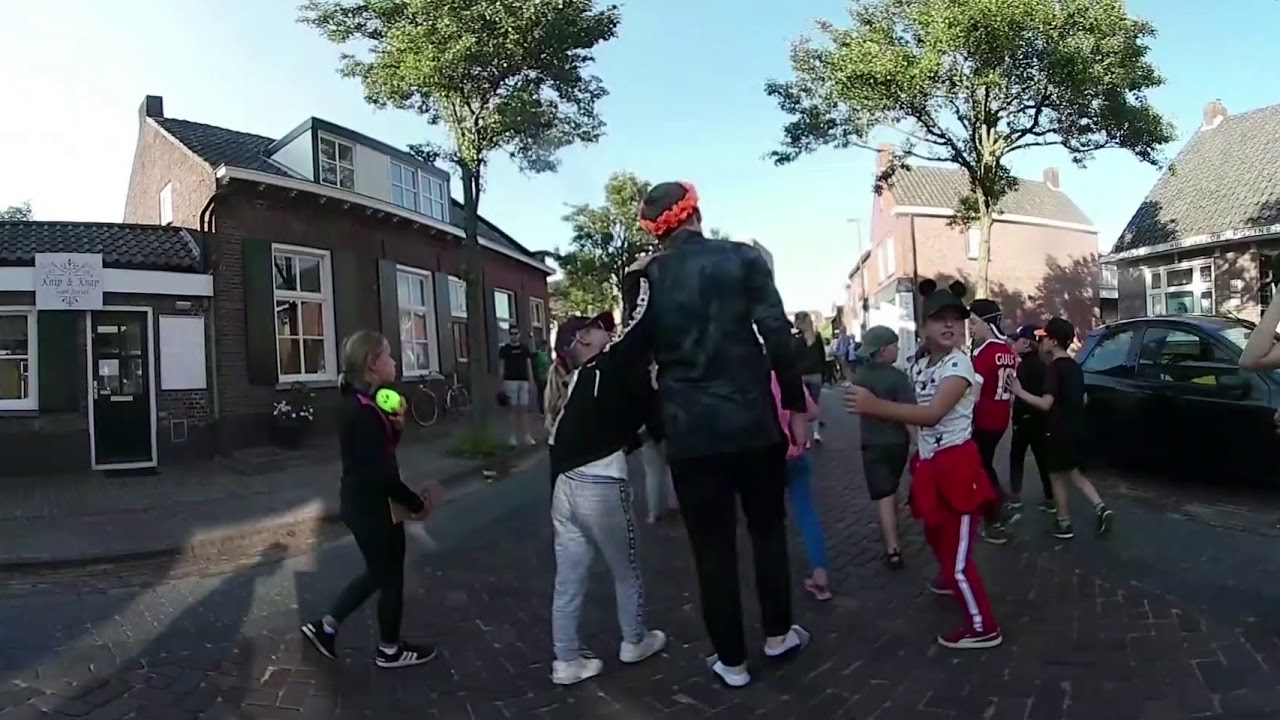 360 ° 4K UHD De parade en de disco van Jeugd Vakantie Week Moergestel