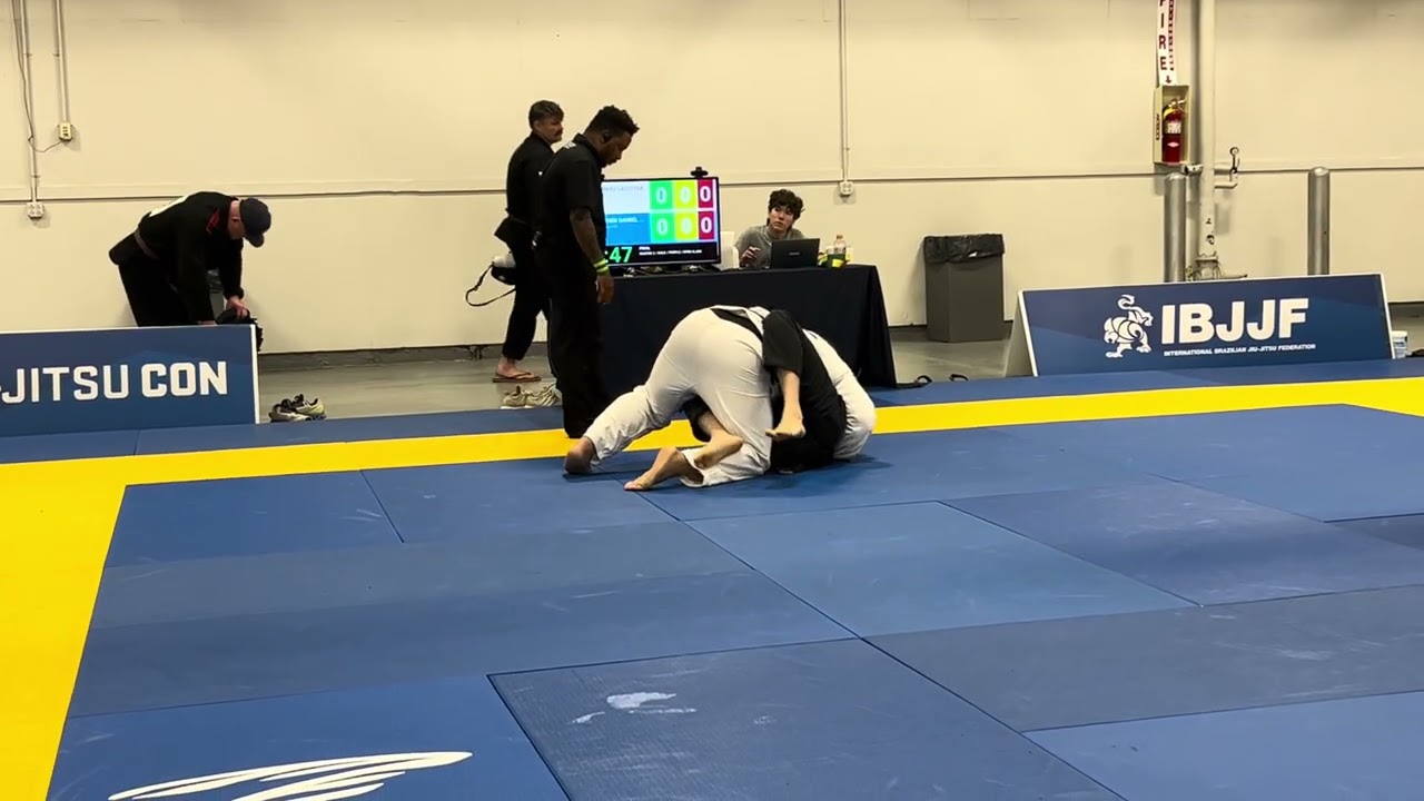 Mylo winning 4th gold medal! 