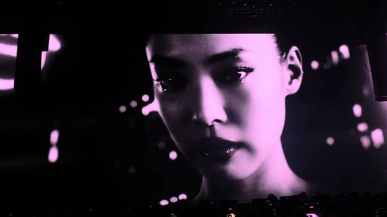 251018 BLACKPINK DEADLINE in Kaohsiung Day1 - Jennie solo