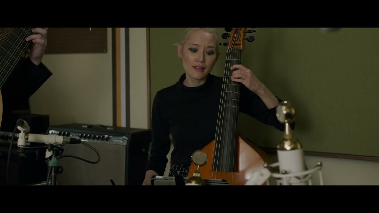 Une Jeune Fillette Viola da Gamba Diminutions - Caroline Nicolas