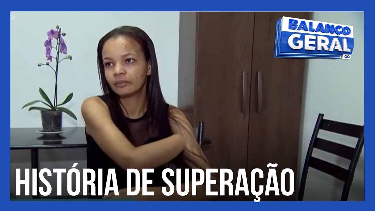 Mulher que teve o braço decepado pelo ex-companheiro está reaprendendo a viver