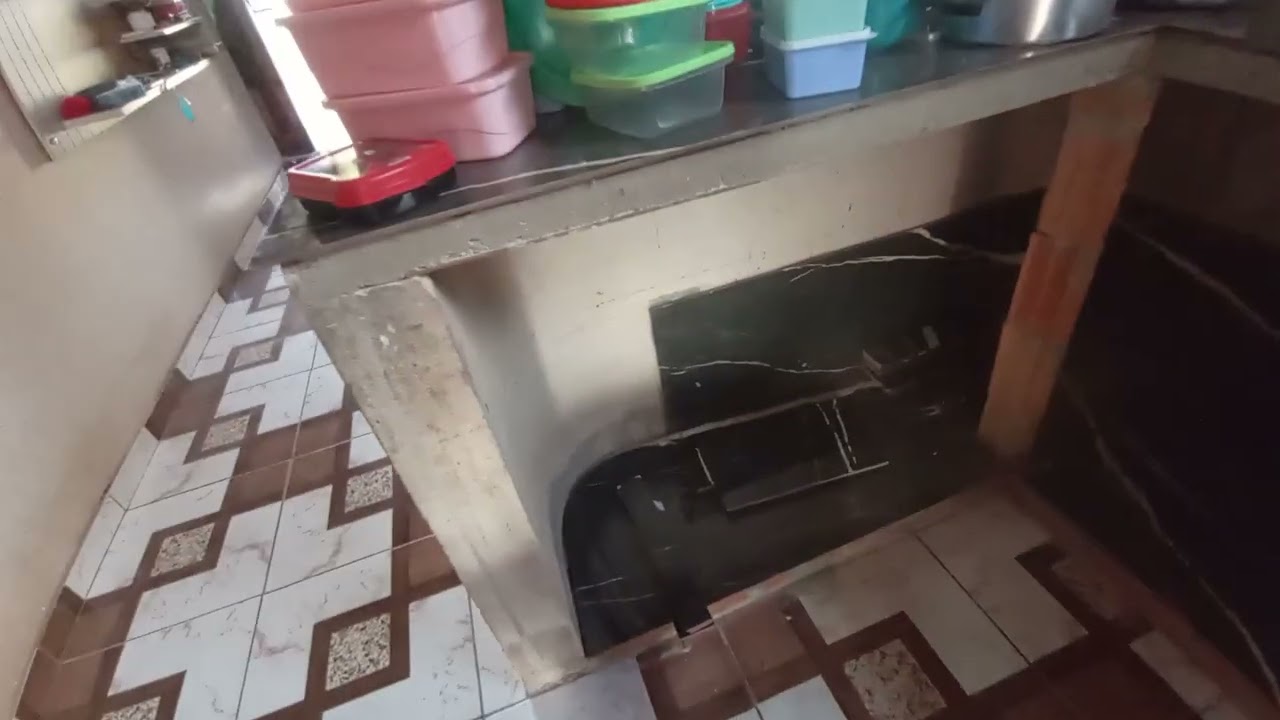 Bancada em fase de lajota 
