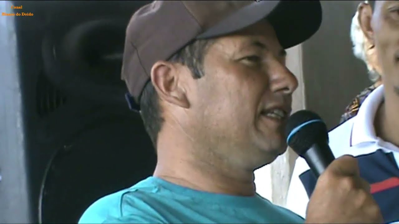Geovane - A seca no sertão. No silencio da noite da bica toca um baião que desperta  a madrugada.