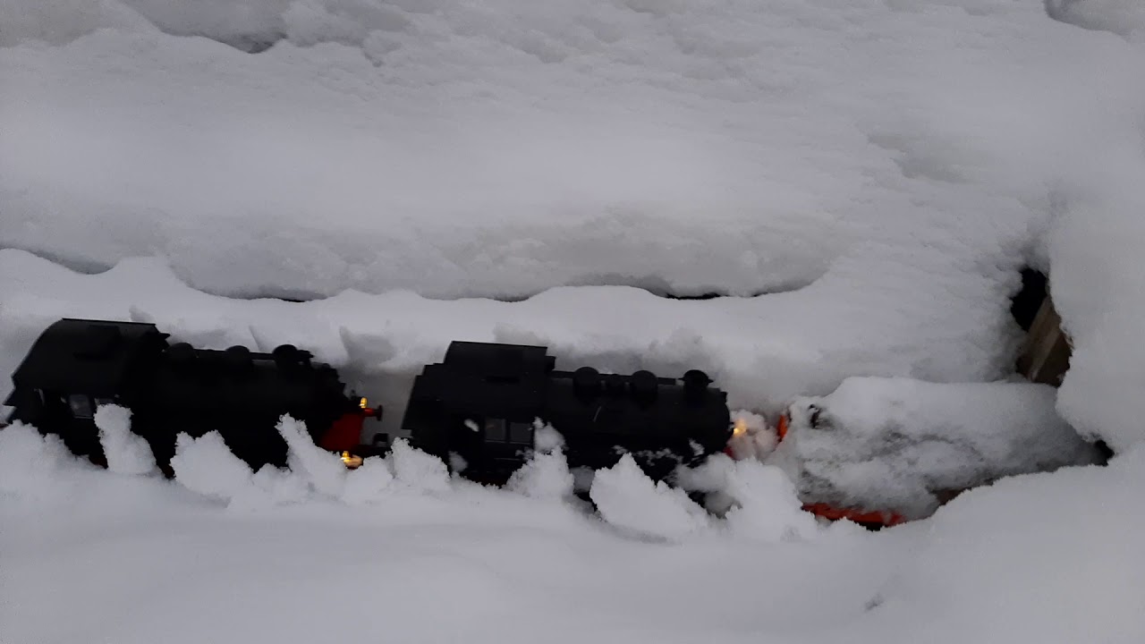 Zimní zahradní železnice Lgb Piko G,2xBr80 a sněžný pluh (zkouška)garden trains