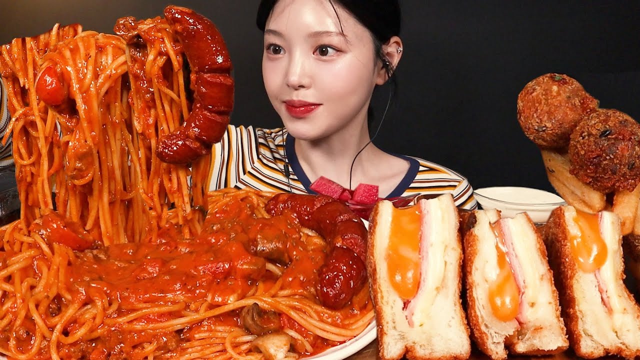SUB)매콤한 라구 토마토 파스타에 단짠바삭 몬테크리스토 먹방! 소세지 감자튀김까지 양식 스파게티 꿀조합 Tomato Pasta Mukbang Asmr